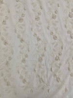 Bordado de Aspecto Natural Creme (Cotton 3D Garden)
