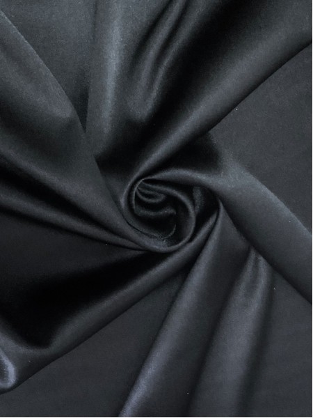 Crepe Pasquale Preto