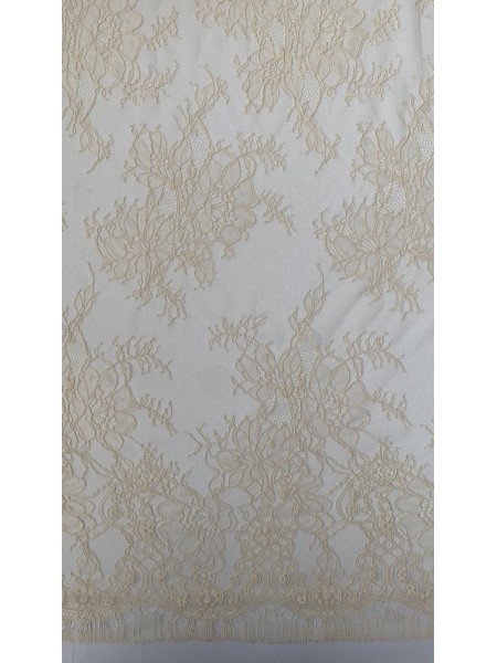 Renda Chantilly Lace